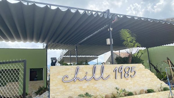 Bạt mái xếp lượn sóng che nắng mưa ngoài trời
