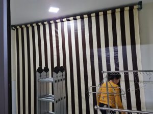Bạt mái thả tự cuốn che nắng mưa ở Quận 11