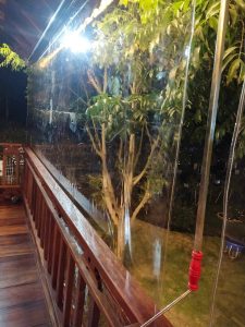 Bạt nhựa PVC trong suốt che nắng mưa Bạt nhựa PVC trong suốt che nắng mưa