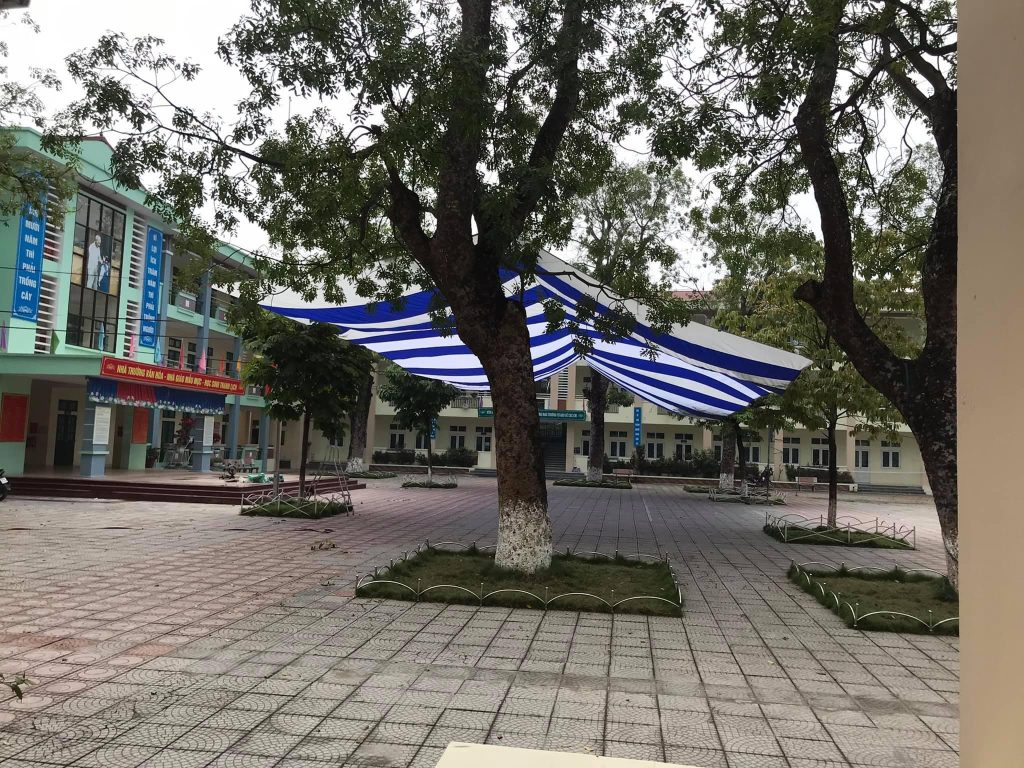 Dù che nắng sự kiện sân trường tại Bắc Giang Dù che nắng sự kiện sân trường tại Bắc Giang