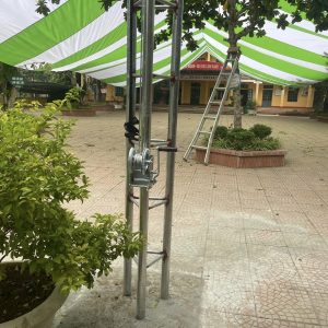 Vải bạt dù che nắng sân trường học ngoài trời