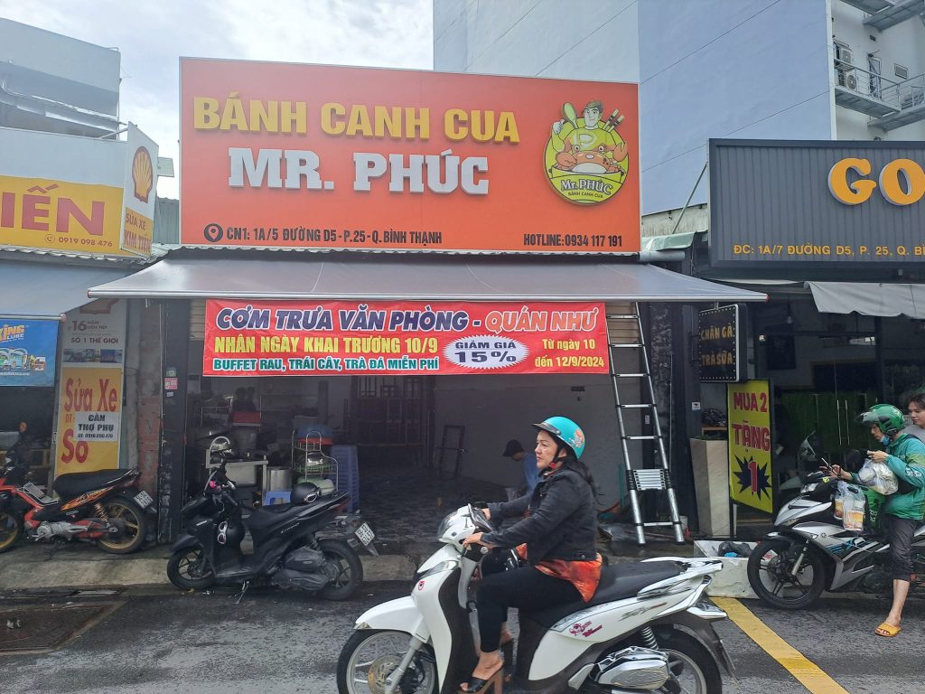 Bạt che nắng mưa quay tay che nắng mưa hiên cửa hàng Bạt che nắng mưa quay tay che nắng mưa hiên cửa hàng
