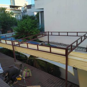 Bạt mái xếp lượn sóng che nắng sân thượng