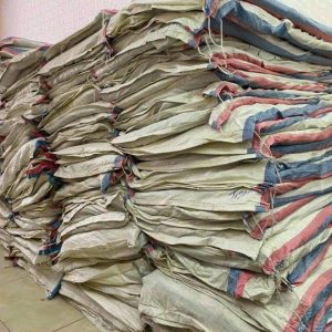 Bạt dứa kẻ sọc 3 màu che nắng mưa