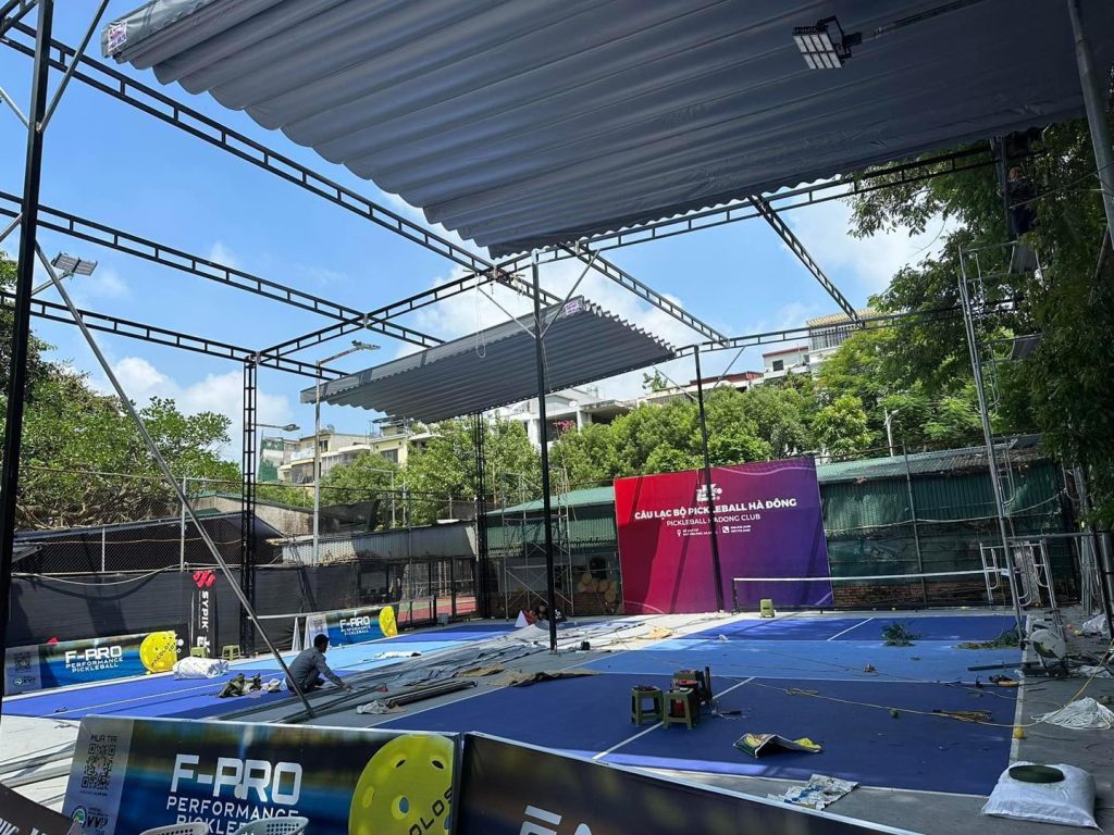 Mái che bạt xếp di động, bạt kéo che sân Pickleball Mái che bạt xếp di động, bạt kéo che sân Pickleball