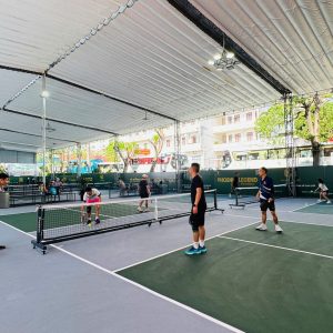 Bạt kéo bạt mái xếp che sân Pickleball