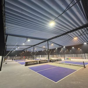 Bạt kéo che nắng mưa sân Pickleball