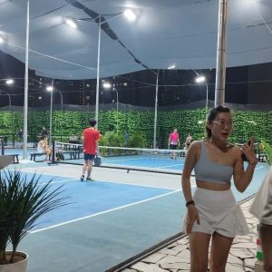 Bạt kéo che nắng mưa sân Pickleball