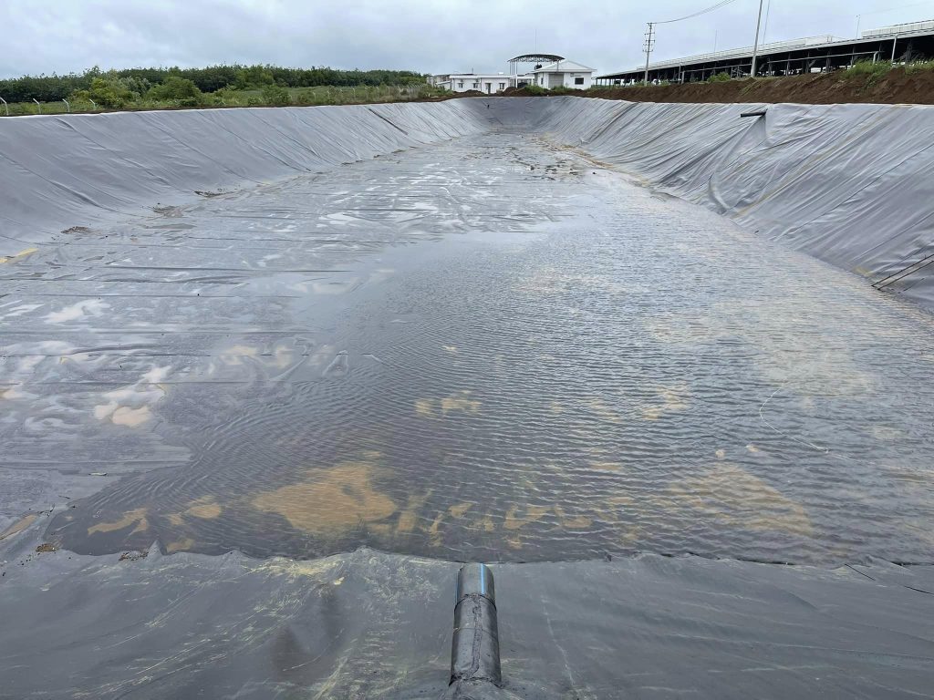 Bạt lót ao hồ nuôi cá HDPE