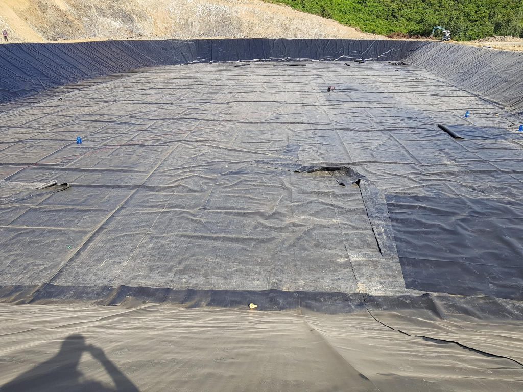 Bạt hdpe 0,75(mm) lót ao hồ nuôi tôm cá