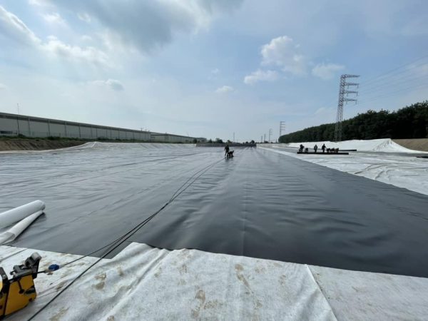 Thi công màng chống HDPE