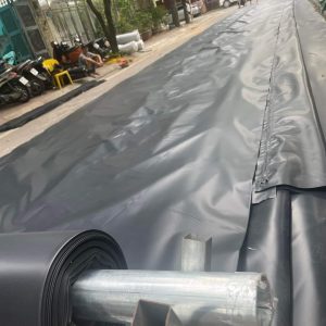 Thi công cắt bạt HDPE dày 0.3mm