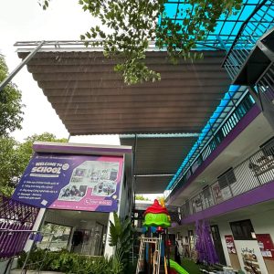 Mái xếp bạt kéo che nắng sân vườn