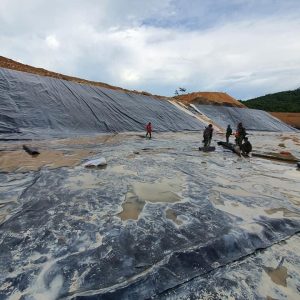 Bạt lót bờ ao mương kè dẫn nước HDPE