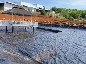 Dịch vụ thi công hồ cảnh quan bằng màng (bạt) HDPE