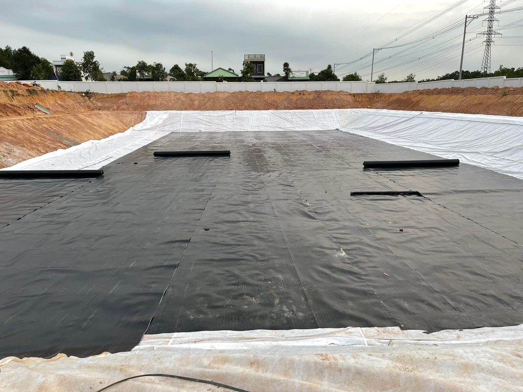 Bạt lót ao hồ nuôi tôm HDPE Bạt lót ao hồ nuôi tôm HDPE