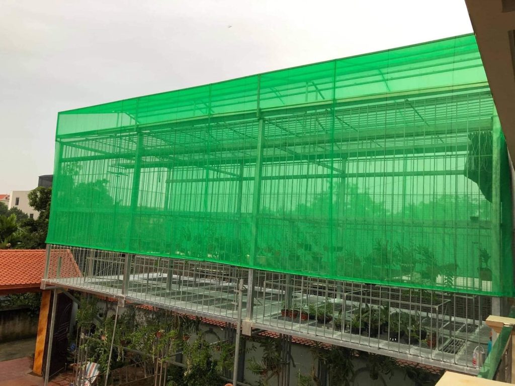 Lưới lan che nắng sân công trình xây dựng