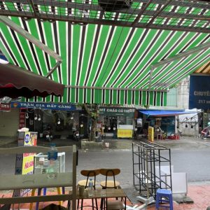 Bạt mái hiên di động che nắng mưa ngoài trời