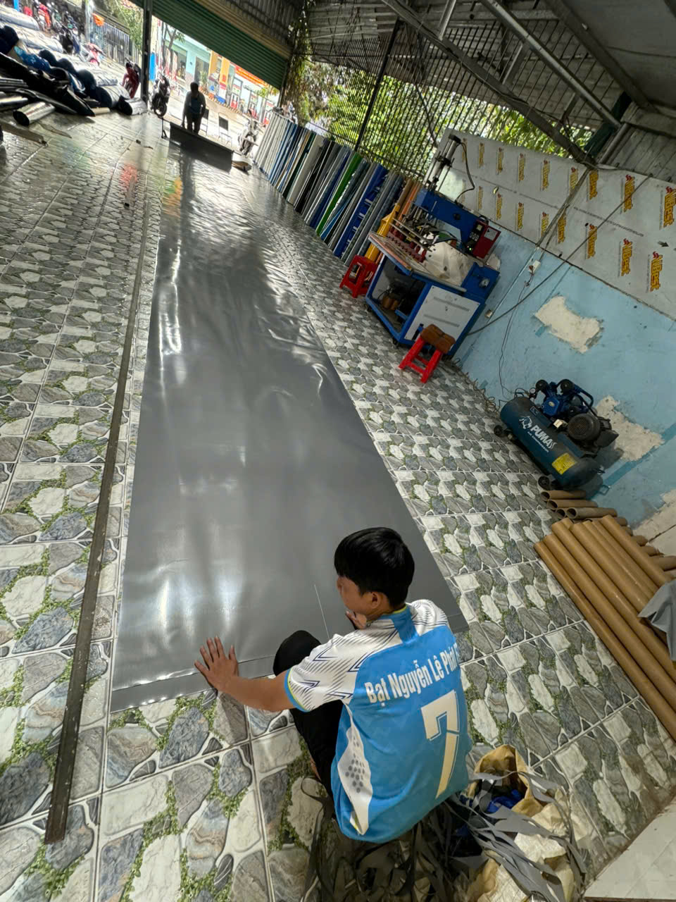 Xưởng may bạt che nắng theo yêu cầu ở Hà Nội