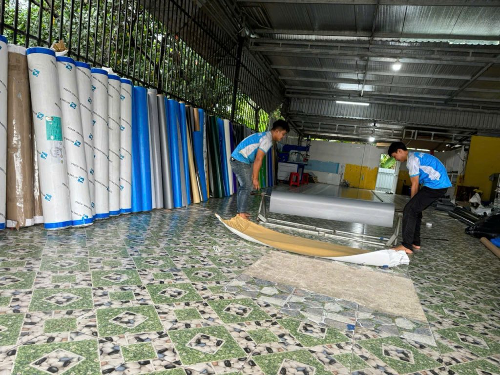 Xưởng may bạt che nắng theo yêu cầu ở Hà Nội