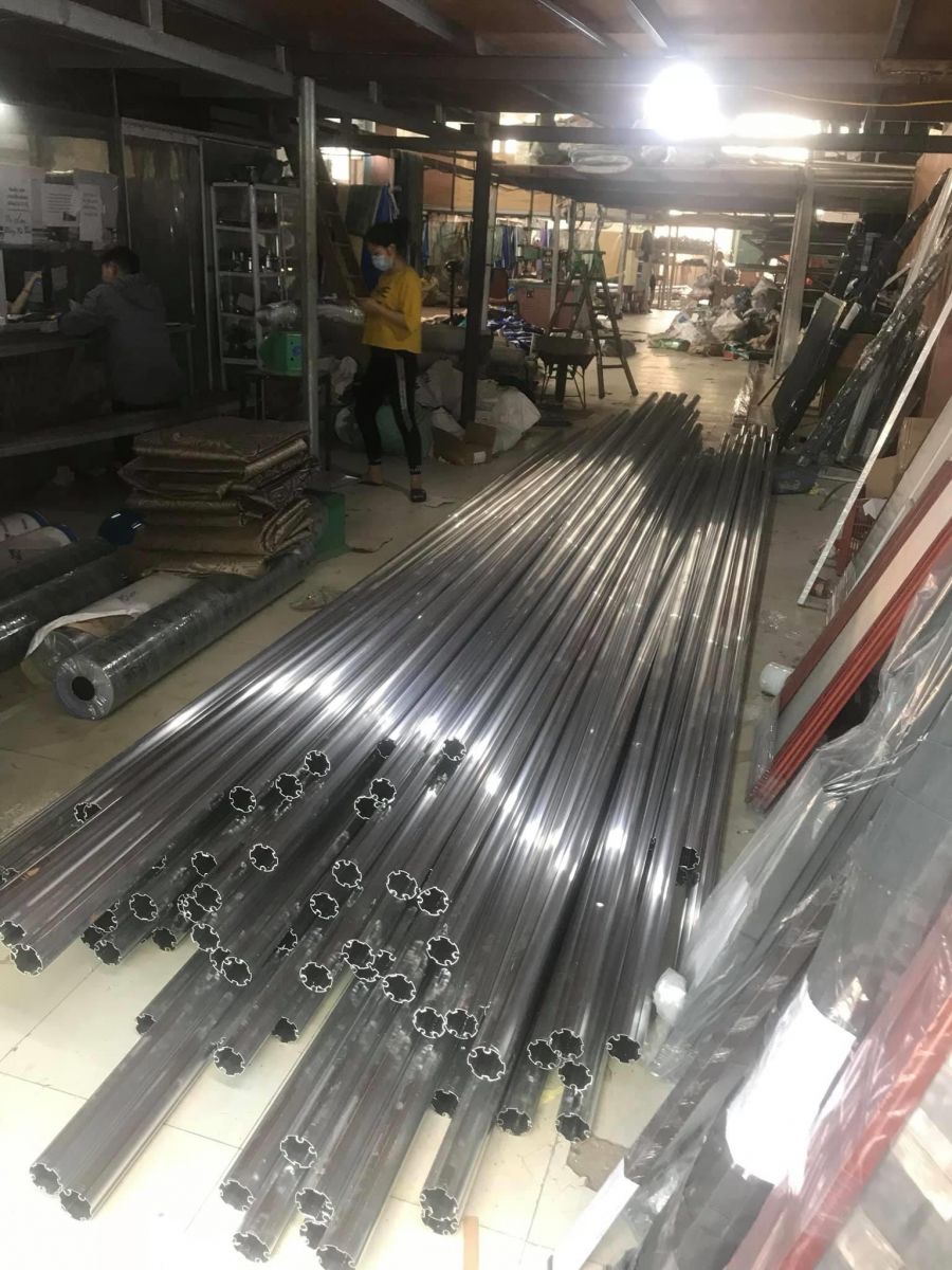 Ống nhôm mái hiên Ống nhôm mái hiên