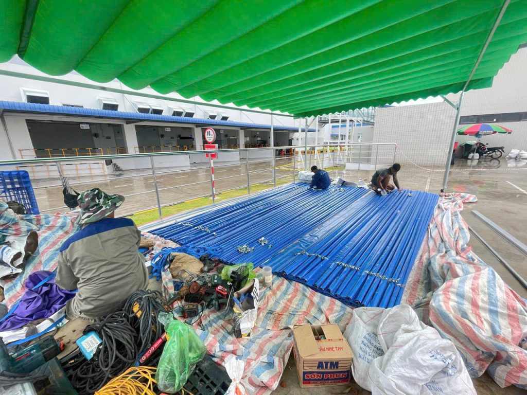 Bạt cuốn mái xếp di động ở Thanh Hoá
