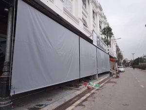 Bạt mái thả tự cuốn che nắng mưa ở Quận Phú Nhuận