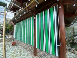 Bạt che nắng tự cuốn mái thả tay quay ở quận Phú Nhuận