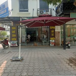 Dù lệch tâm vuông 2m5 xoay 360 độ màu đỏ chỉnh nghiêng đa năng