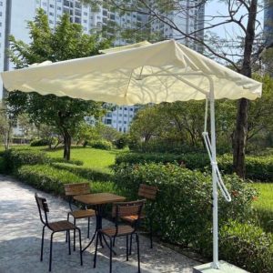 Dù lệch tâm vuông 2m5 đòn nâng hạ có bèo màu trắng
