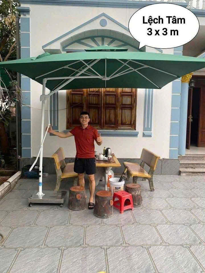 Dù lệch tâm vuông 3m đòn trợ lực màu xanh Dù lệch tâm vuông 3m đòn trợ lực màu xanh