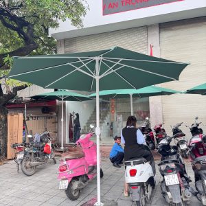 Dù đứng tâm tròn 3m màu xanh che nắng ngoài trời