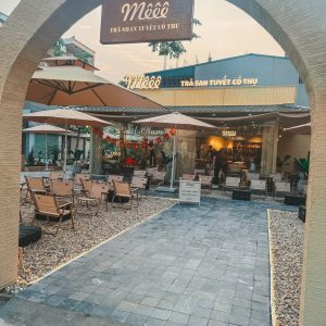 Dù đứng tâm tròn 3m màu be che nắng sân vườn