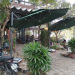 Ô dù che nắng quán cafe ngoài trời