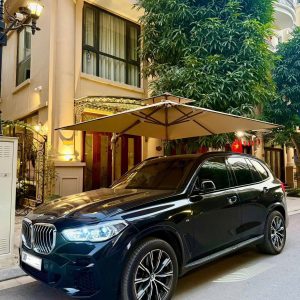 Dù lệch tâm vuông 3m xoay 360 độ màu be che nắng ô tô