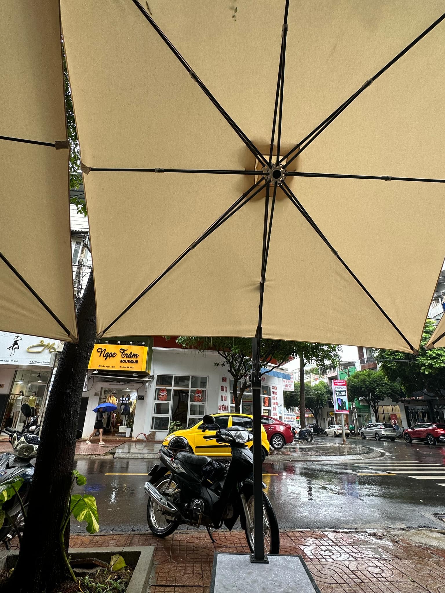 Thay bạt áo dù quán cafe ở Quảng Nam Thay bạt áo dù quán cafe ở Quảng Nam