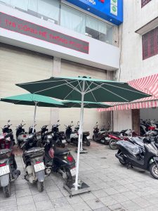 Dù đứng tâm tròn 3m tay quay che nắng mưa ngoài trời