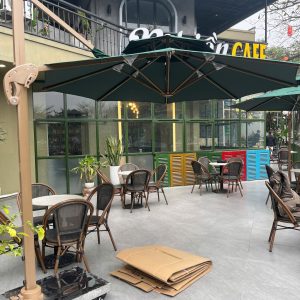 Dù lệch tâm tròn 3m xoay 360 độ màu xanh