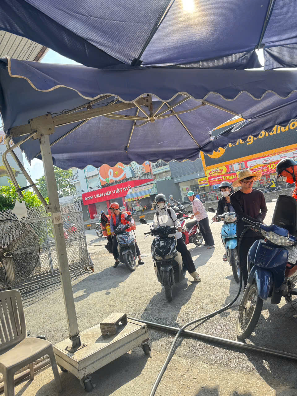 Dấu hiệu bạt áo dù cần thay mới ở Quảng Nam Dấu hiệu bạt áo dù cần thay mới ở Quảng Nam